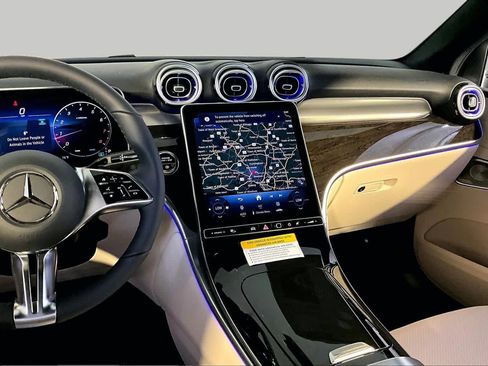 New 2026 Mercedes-Benz GLC 300 4MATIC image 8
