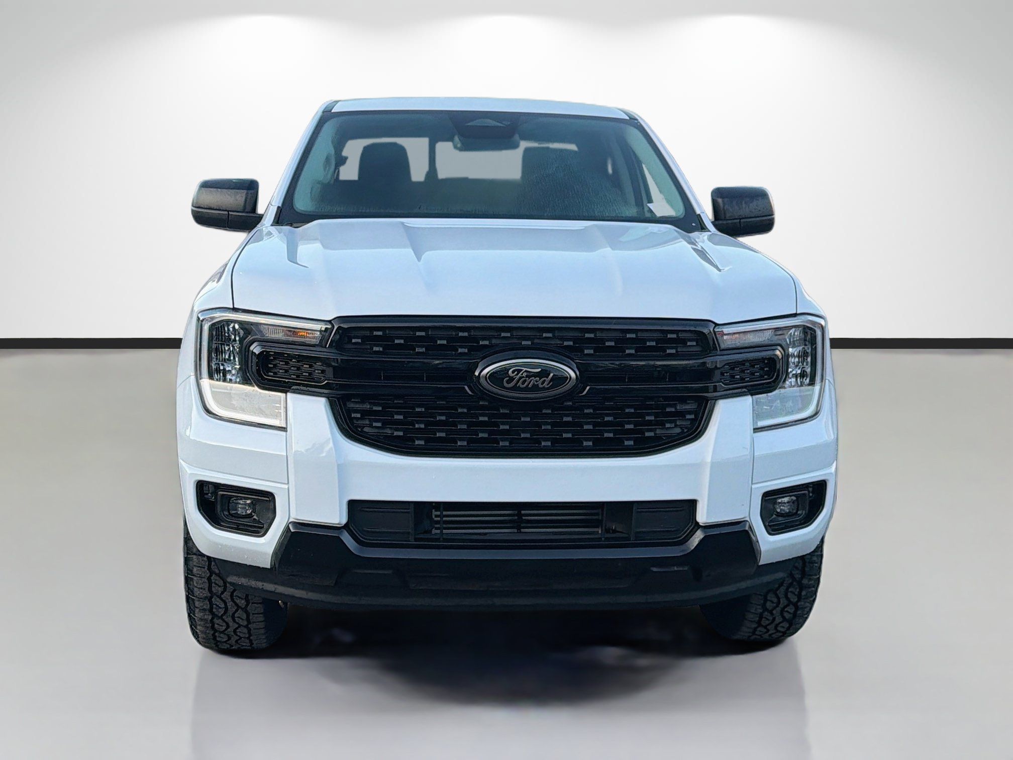Used 2025 Ford Ranger XLT w/ Black Appearance Package RWD image 8