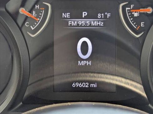 Used 2024 Jeep Wrangler Unlimited Sport AWD/4WD image 11