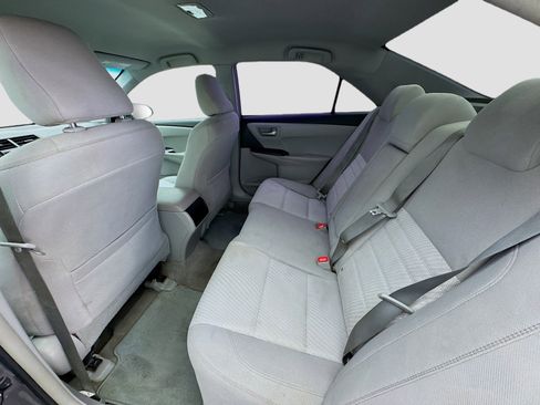 Used 2016 Toyota Camry LE image 15