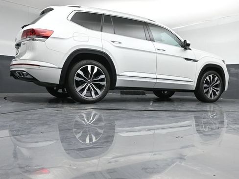 Used 2023 Volkswagen Atlas SEL Premium AWD/4WD image 43