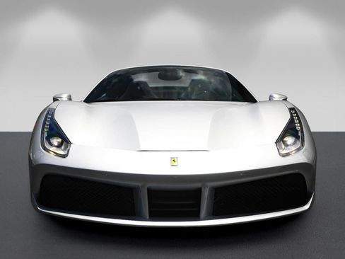 Certified 2018 Ferrari 488 Spider RWD image 8