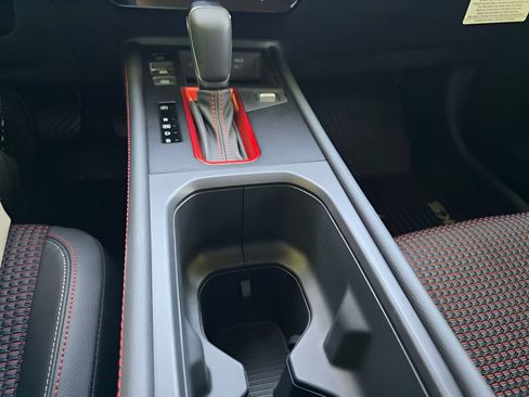 New 2026 Nissan Kicks SR FWD image 23