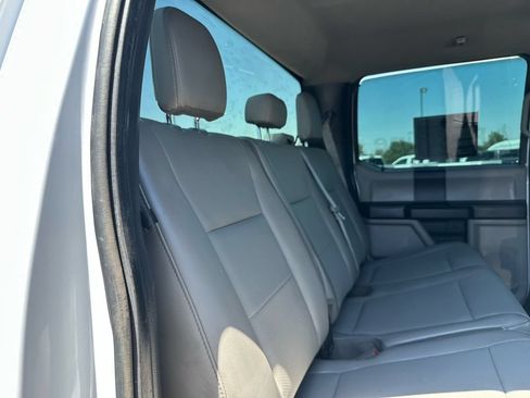 Used 2019 Ford F250 XL w/ Power Equipment Group AWD/4WD image 25