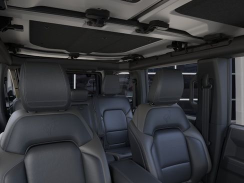 New 2026 Ford Bronco Outer Banks AWD/4WD image 12