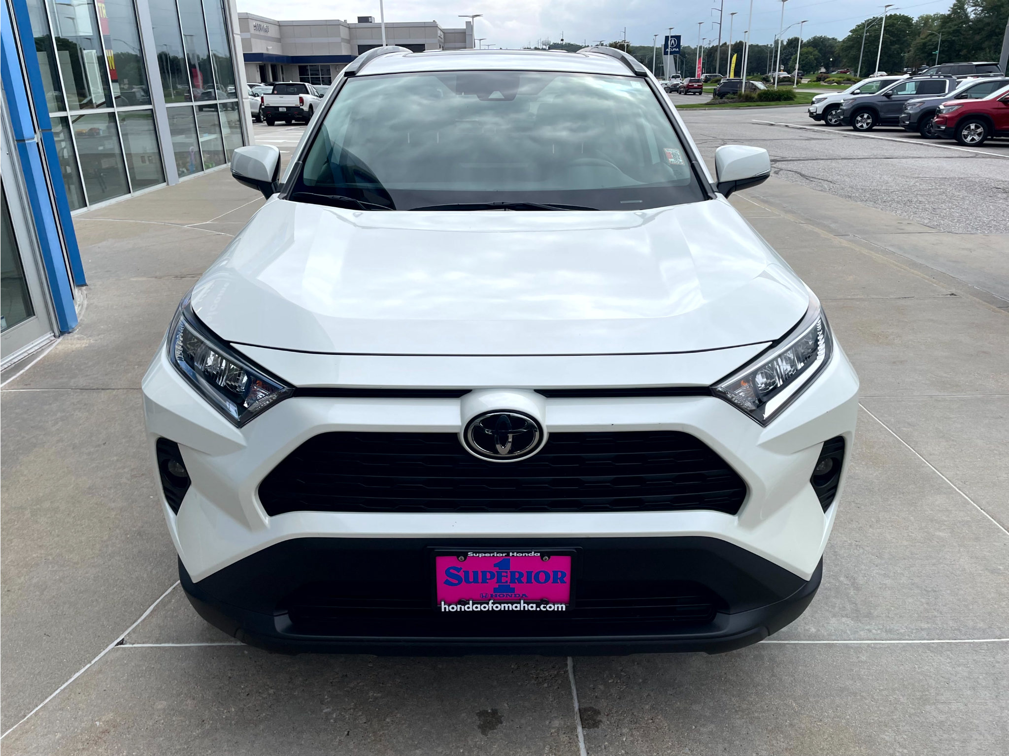 Used 2021 Toyota RAV4 XLE Premium AWD/4WD image 5