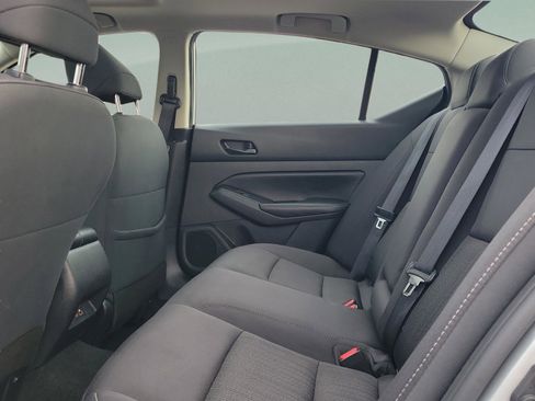 Certified 2024 Nissan Altima 2.5 SV w/ SV Premium Package image 11