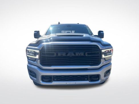 Used 2024 RAM 2500 Laramie w/ Night Edition AWD/4WD image 10
