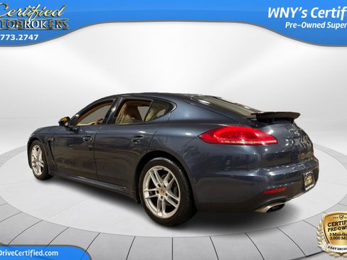 Used 2014 Porsche Panamera RWD image 8