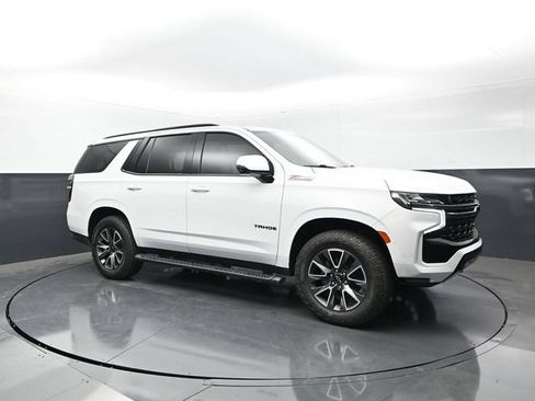 Used 2022 Chevrolet Tahoe Z71 w/ Luxury Package AWD/4WD image 1