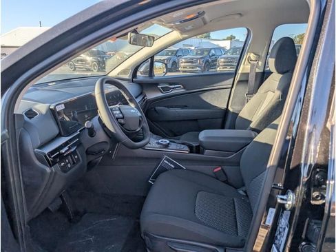 New 2026 Kia Sportage LX image 14