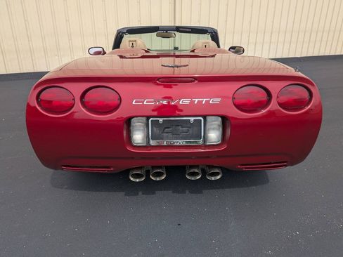 Used 2000 Chevrolet Corvette Convertible w/ Memory Pkg RWD image 7