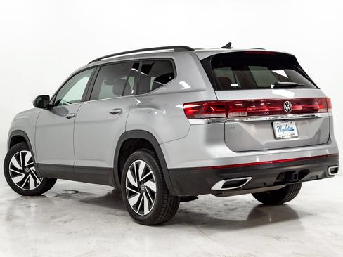 Used 2024 Volkswagen Atlas SE FWD image 31