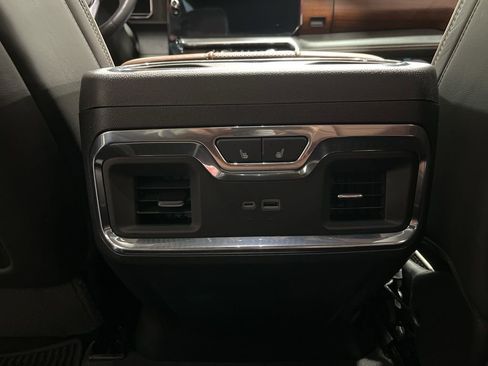 Certified 2024 GMC Sierra 1500 Denali Ultimate image 16