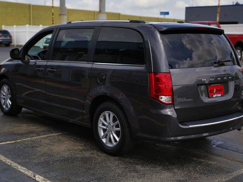 Used 2019 Dodge Grand Caravan SXT FWD image 15