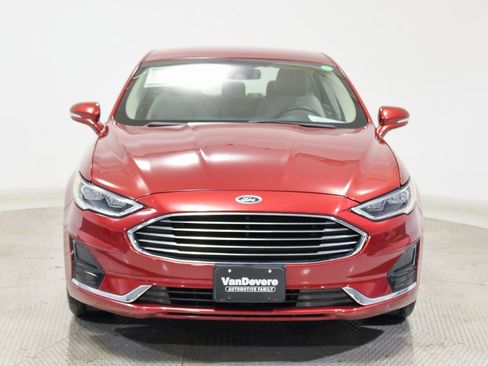 Used 2019 Ford Fusion SEL image 29