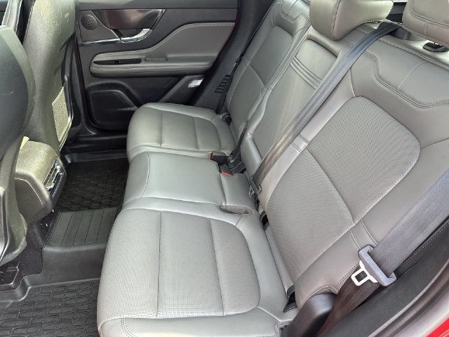 Used 2024 Lincoln Corsair AWD w/ Equipment Group 101A image 34