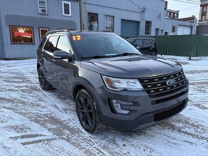 Used 2017 Ford Explorer XLT w/ XLT Appearance Package