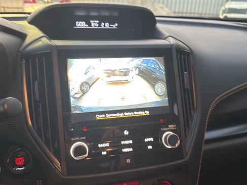 Used 2022 Subaru Crosstrek 2.5i Sport w/ Moonroof Package image 6