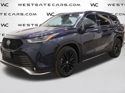Used 2023 Toyota Highlander XSE