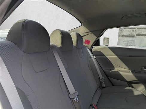 New 2026 Hyundai Elantra SE image 20