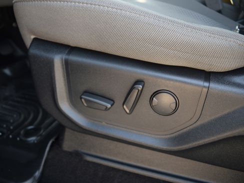 Used 2019 Ford F150 XLT w/ Equipment Group 302A Luxury image 18