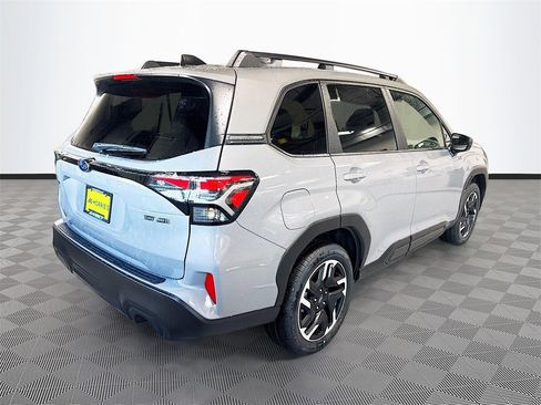 New 2025 Subaru Forester Premium image 4