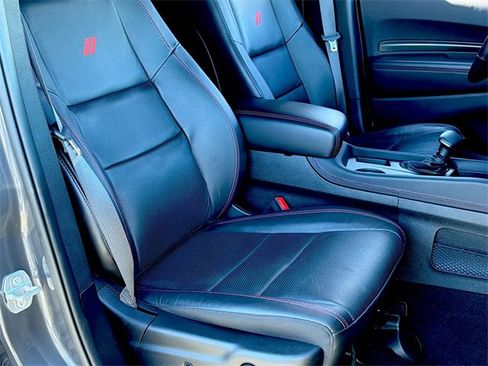 Used 2025 Dodge Durango GT image 38