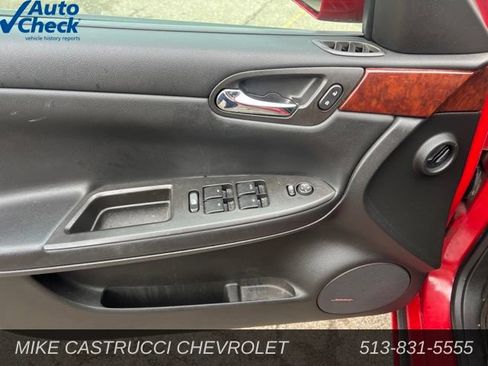 Used 2008 Chevrolet Impala LTZ FWD image 10