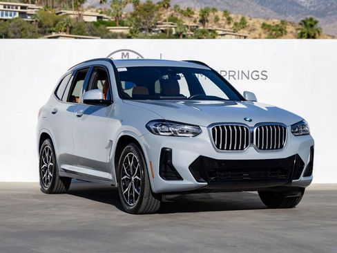 Used 2022 BMW X3 xDrive30i w/ M Sport Package 2 AWD/4WD image 2