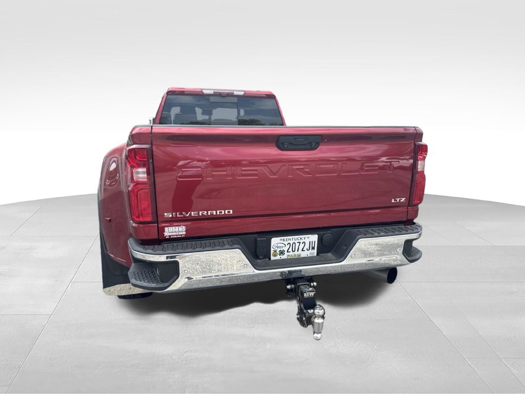 Used 2025 Chevrolet Silverado 3500 LTZ w/ LTZ Plus Package AWD/4WD image 4