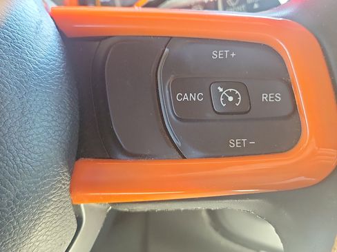 Used 2019 Jeep Wrangler Unlimited Sport S AWD/4WD image 17