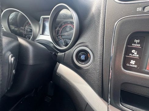 Used 2012 Dodge Journey SXT w/ Flexible Seating Group image 37