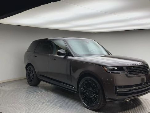 New 2026 Land Rover Range Rover Long Wheelbase SE AWD/4WD image 8