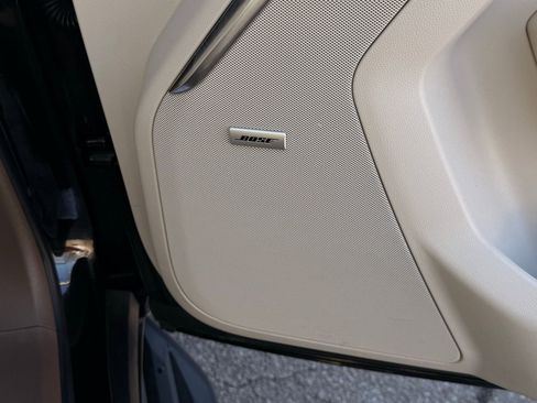 Used 2024 GMC Yukon Denali image 13