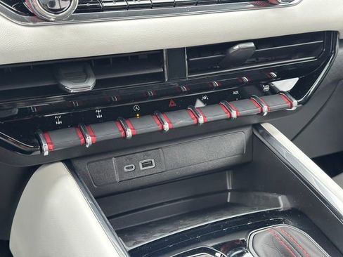 New 2026 GMC Canyon AT4X image 31