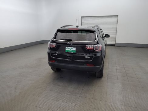 Used 2021 Jeep Compass Latitude AWD/4WD image 7