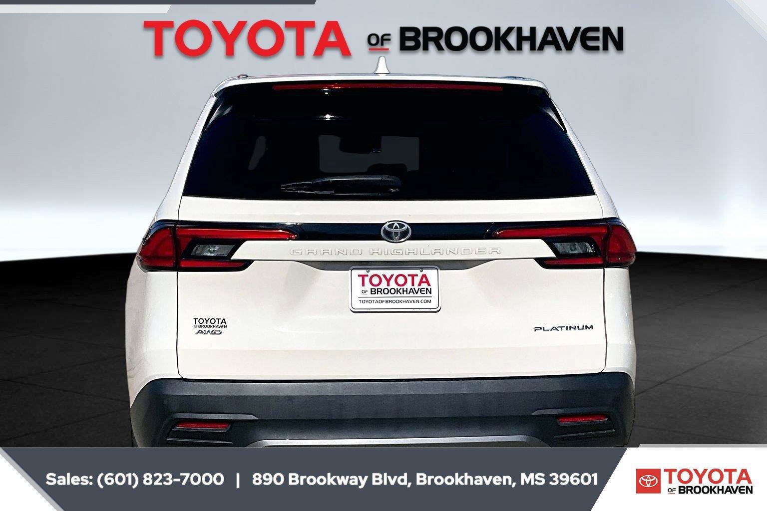 Used 2024 Toyota Grand Highlander AWD image 4