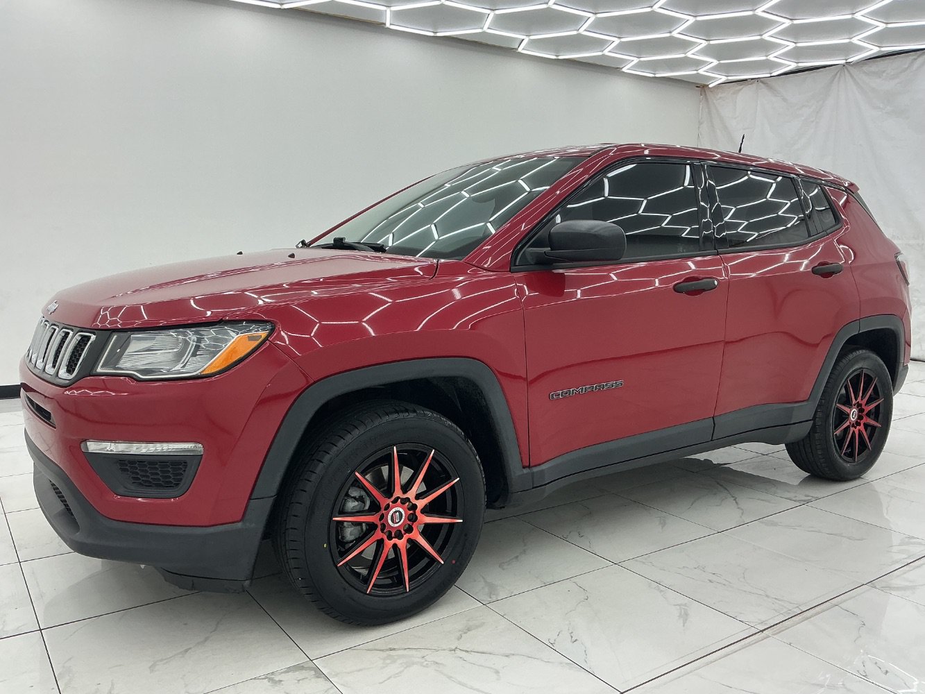Used 2018 Jeep Compass Sport FWD image 6