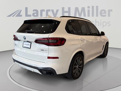 Used 2021 BMW X5 xDrive40i w/ M Sport Package AWD/4WD image 5