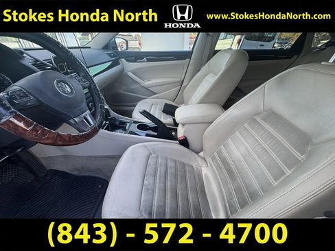 Used 2014 Volkswagen Passat TDI SEL Premium image 18