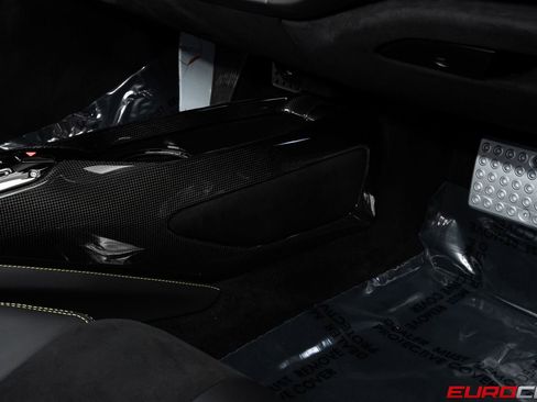 Used 2023 Ferrari SF90 Spider AWD/4WD image 44