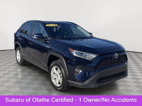 Used 2020 Toyota RAV4 XLE w/ XLE Grade Weather Package AWD/4WD image 1
