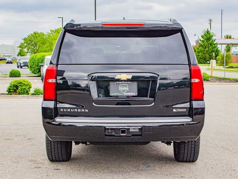 Used 2017 Chevrolet Suburban Premier AWD/4WD image 7