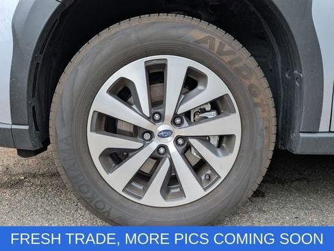 Used 2025 Subaru Outback Premium w/ Popular Package #1A AWD/4WD image 10