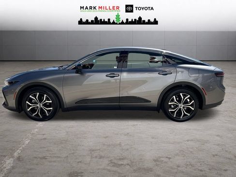 Certified 2026 Toyota Crown AWD/4WD image 2