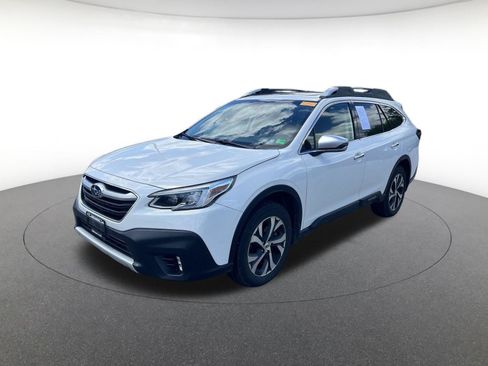 Used 2020 Subaru Outback Touring XT AWD/4WD image 3
