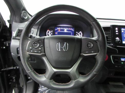 Used 2023 Honda Passport TrailSport image 24