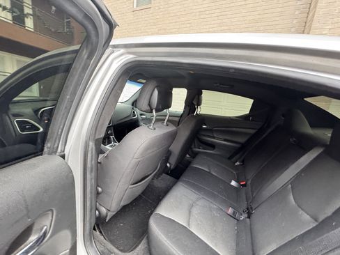 Used 2014 Dodge Avenger SE w/ Rallye Appearance Group image 27