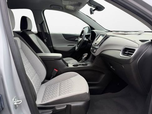 Used 2022 Chevrolet Equinox LT image 15